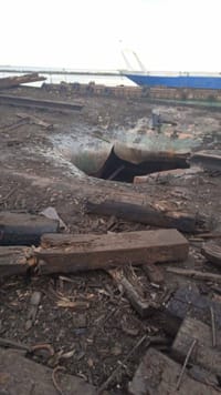 Последствия удара по парому «Авангард» на Керченской паромной переправе