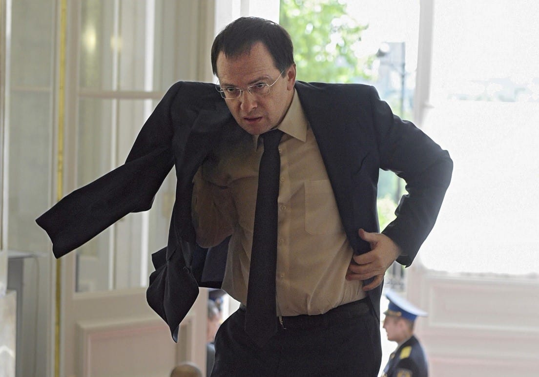 Переобулся на лету. Мединский предъявил автореферат с другими оппонентами. Диссернет: «Это подлог»