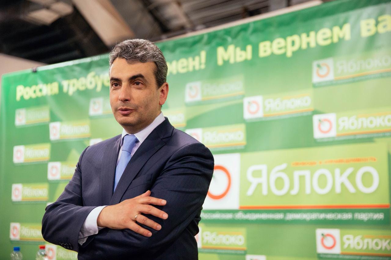 Шлосберга сняли с выборов в Псковский областной парламент. Он подаст жалобу в Верховный суд 