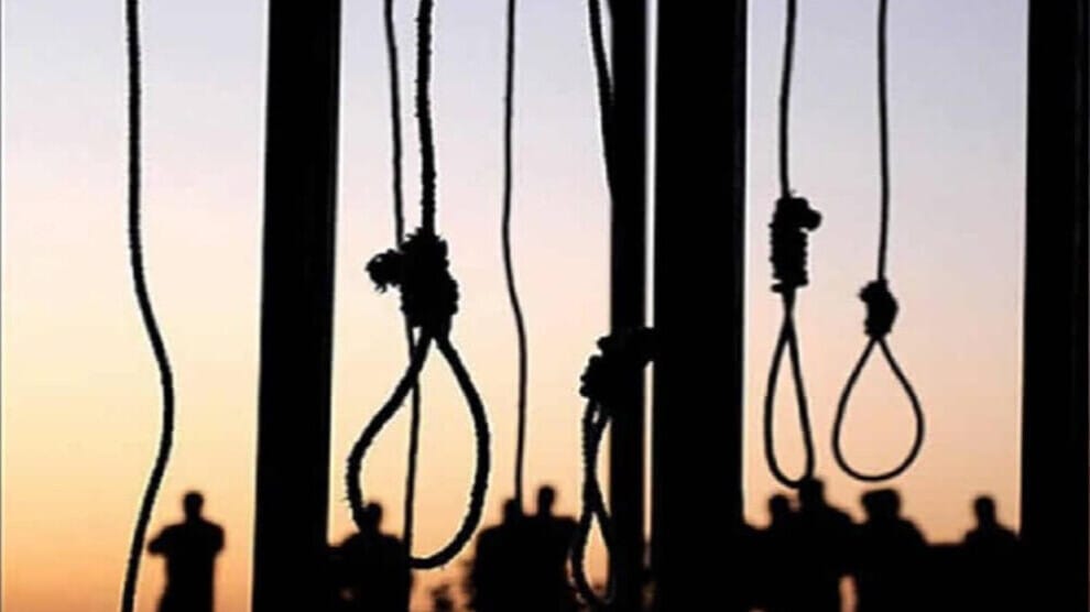 В Иране казнили еще двух участников протестов, начавшихся после убийства полицией Махсы Амини за якобы неправильное ношение хиджаба