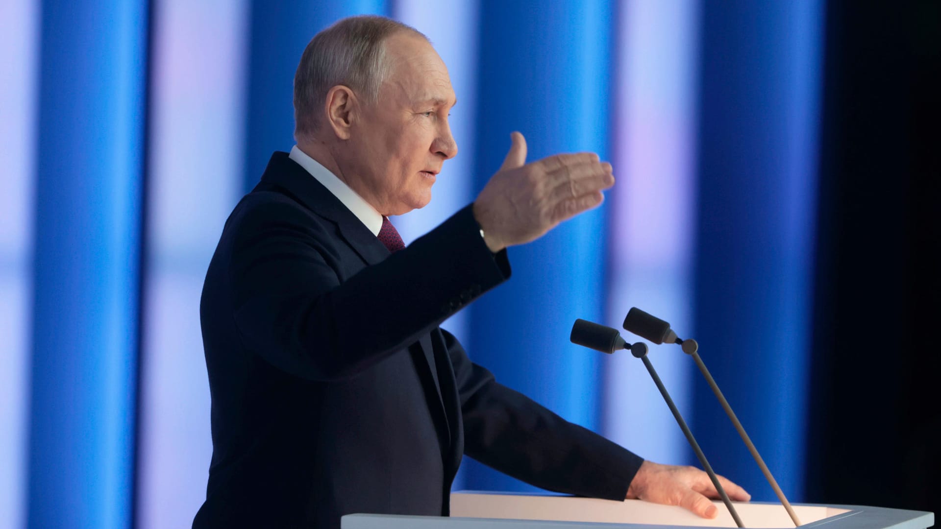 «Символ тотальной беспринципной лжи». 5 фейков из послания Путина Федеральному собранию