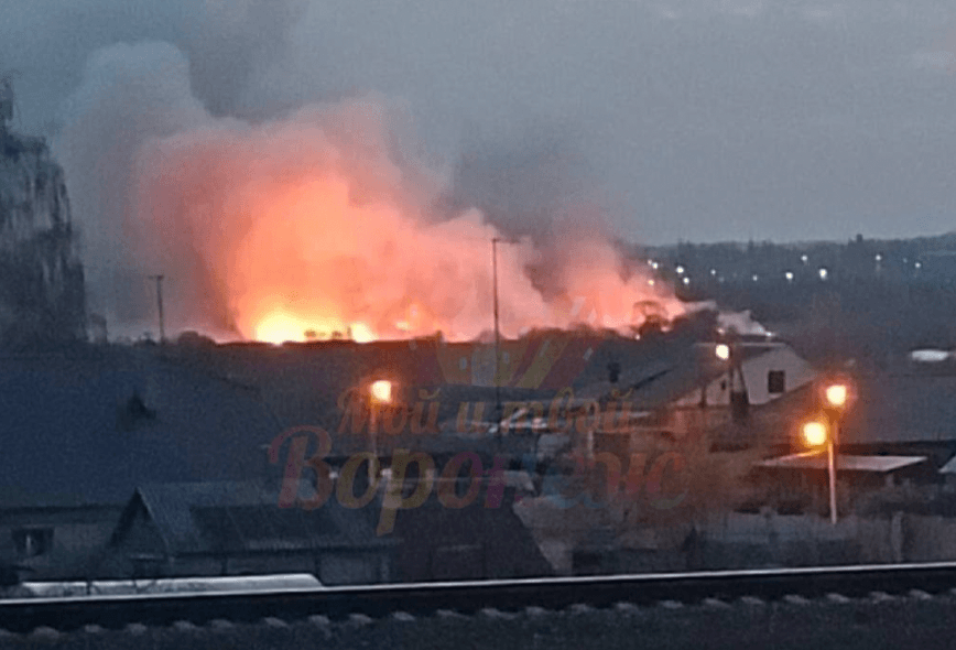 Жители Воронежа сообщили о взрыве в районе авиазавода. В МЧС и мэрии утверждают, что ЧП в городе нет