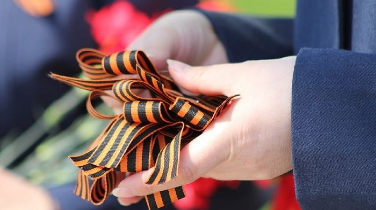 Премьер Молдавии заявил, что за ношение георгиевской ленты в День Победы будут «санкции»