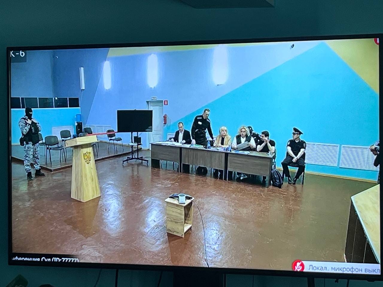 Суд начал рассматривать «экстремистское» дело Навального. Заседание проходит в колонии