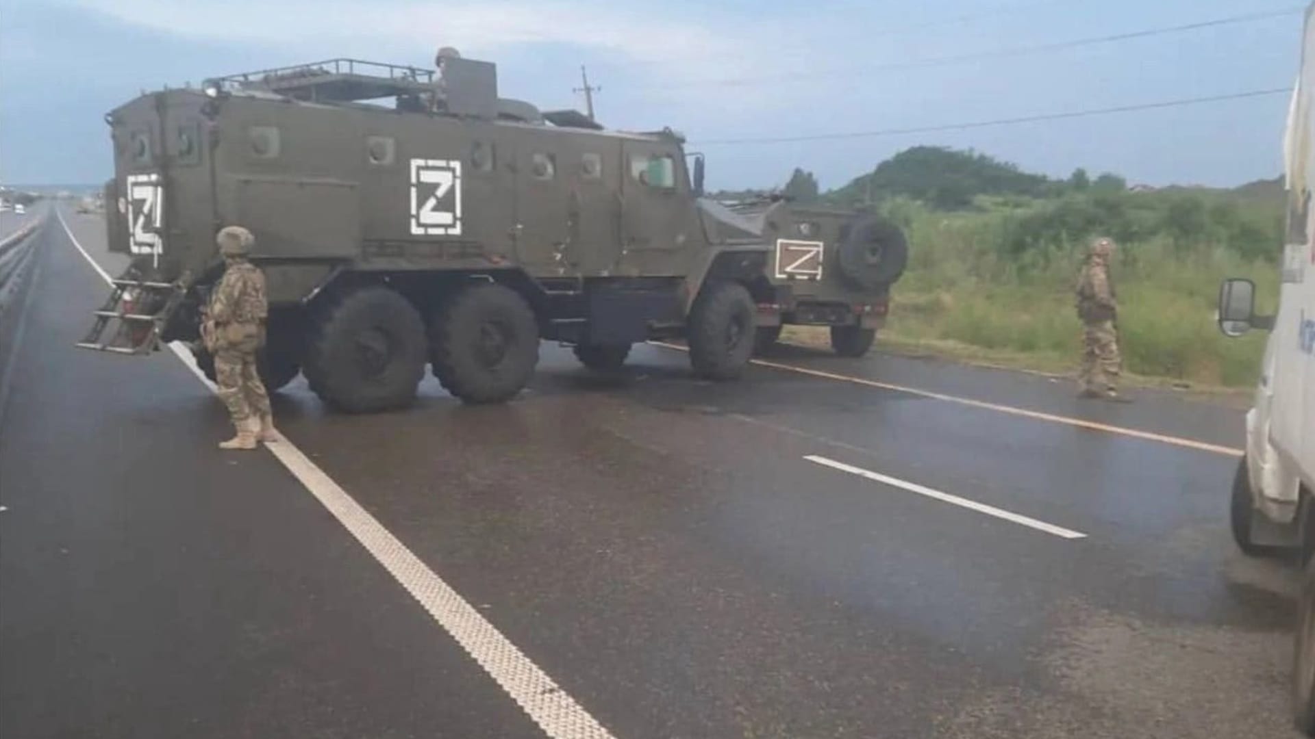 Гаишники в Ростовской области брали взятки за проезд по объездным дорогам в день мятежа ЧВК Вагнера