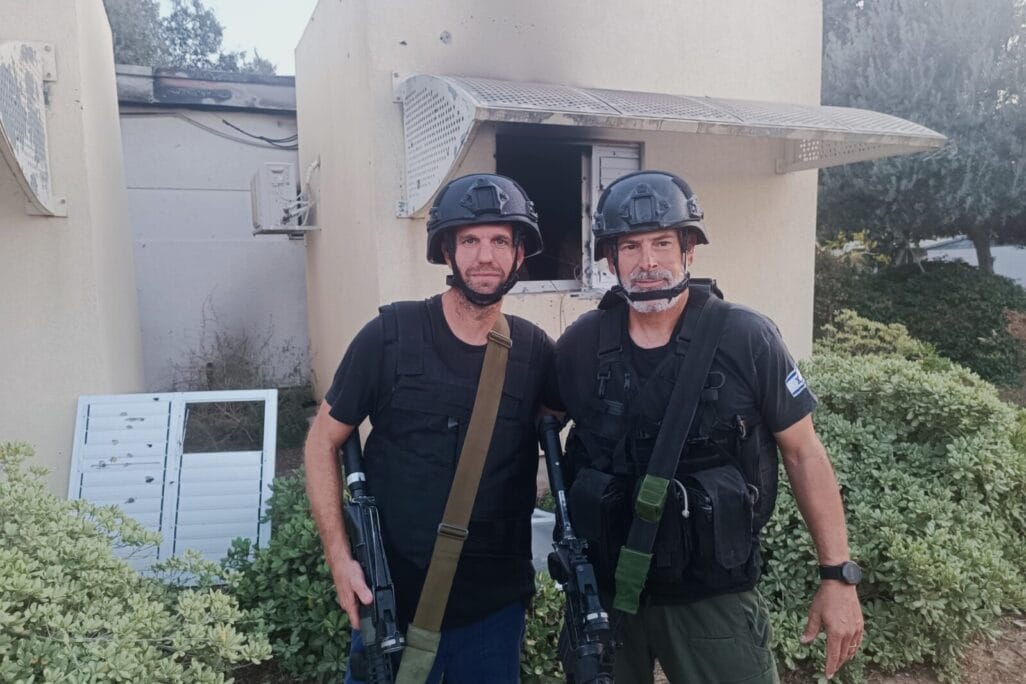 Житель кибуца Реим рассказал, как группа местных мужчин защитила коммуну от напавших боевиков ХАМАС