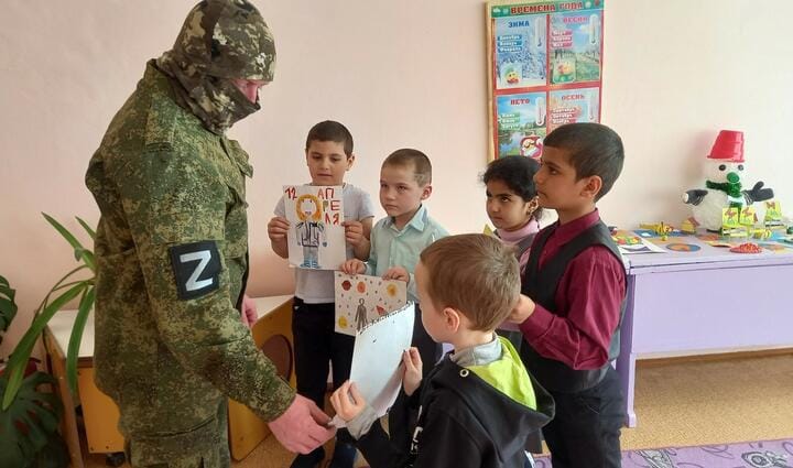 «Чтобы не боялись их возвращения» — АП попросила пропагандистов не рассказывать о преступлениях вернувшихся с войны — «Медуза»