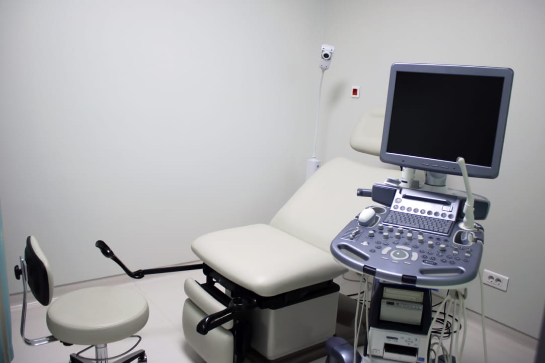 Две трети россиян выступили против запрета абортов — опрос Russian Field