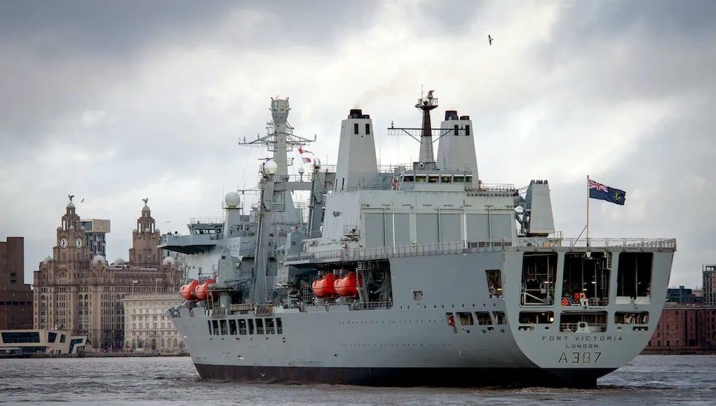 Британские авианосцы не готовы выдвинуться в Красное море из-за недобора персонала на корабле поддержки — The Telegraph