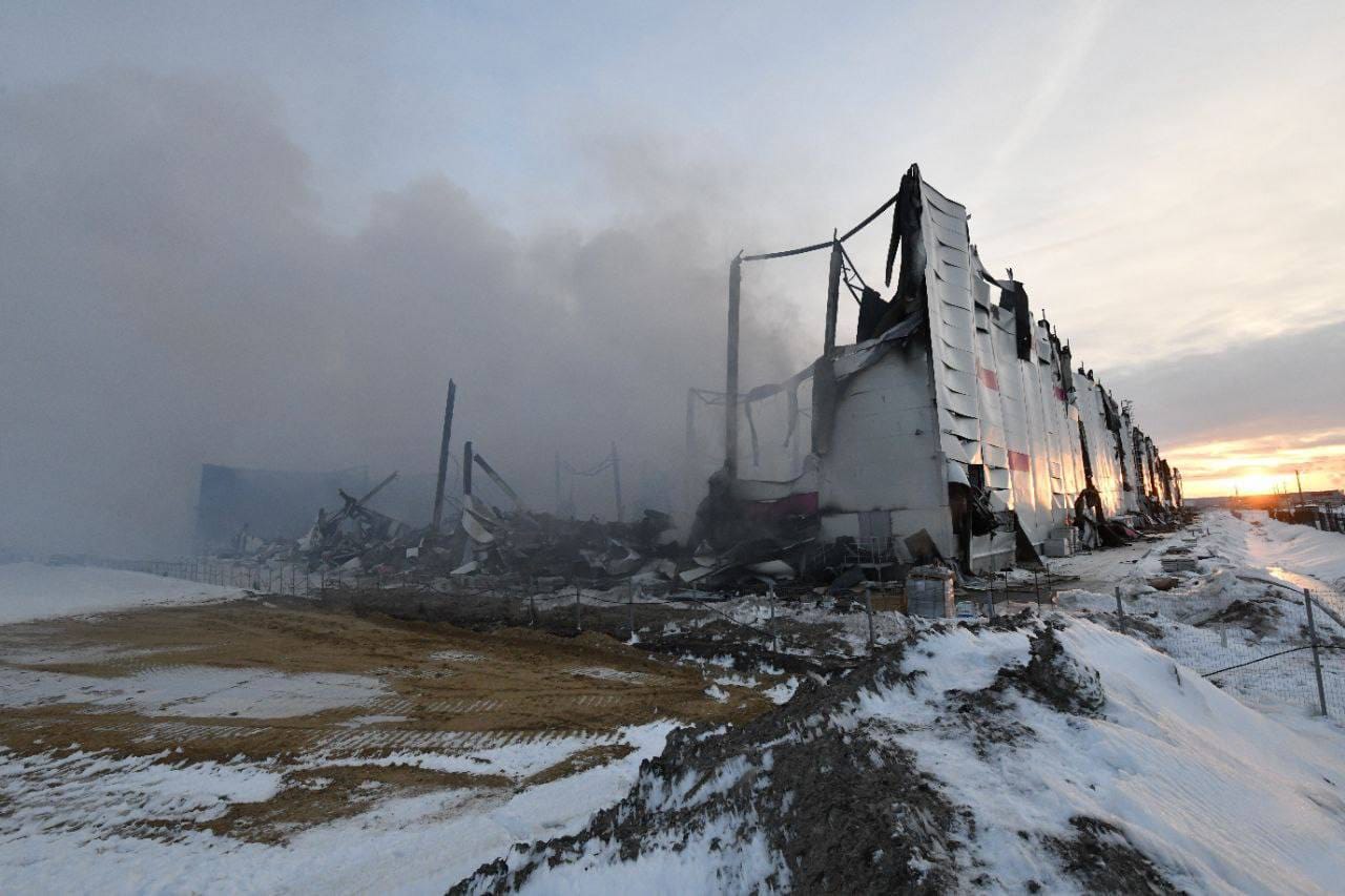 СК возбудил уголовное дело о злоупотреблении полномочиями из-за пожара на складе Wildberries в Петербурге