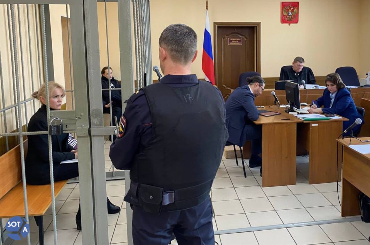 Сотрудники колонии, обвинившие журналистку Марию Пономаренко в избиении, признались в суде, что их заставили написать на нее заявление