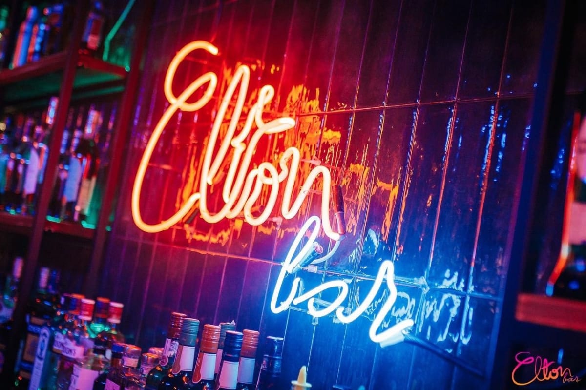 Красноярский бар, который полиция проверяла из-за травести-шоу, объявил о своем закрытии