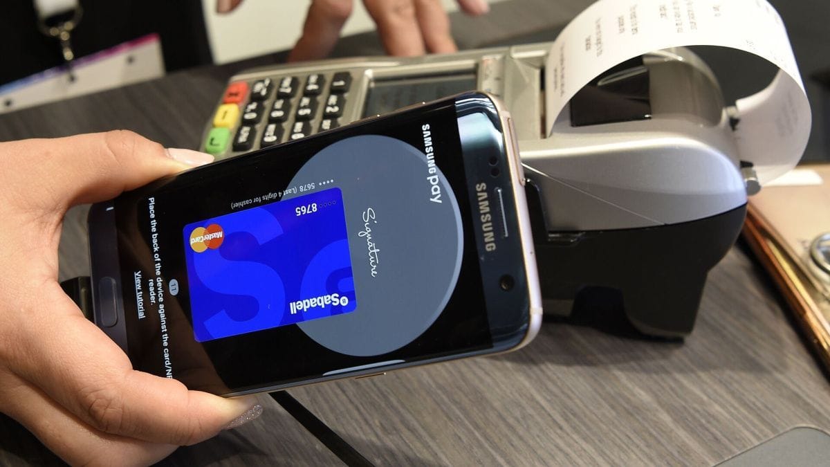 Система бесконтактных платежей Samsung Pay прекращает работать с картами «Мир» и уходит из России