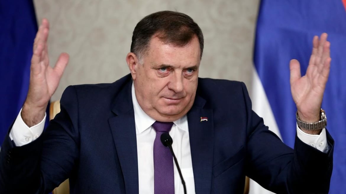 Власти Республики Сербской подготовят соглашение о выходе из Боснии, если ООН проголосует за признание событий в Сребренице геноцидом