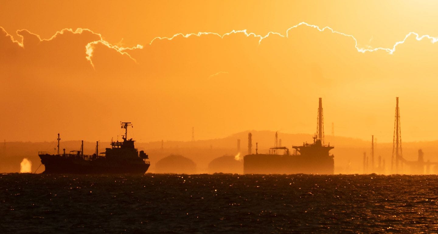 Норвежская компания выдала поддельные страховые сертификаты 76 танкерам из «теневого флота». Фирма принадлежит гражданину России