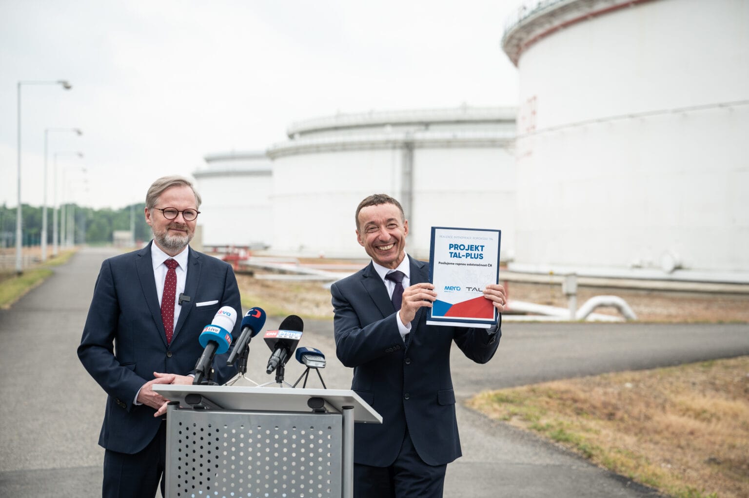 Чехия впервые в истории полностью отказалась от российской нефти