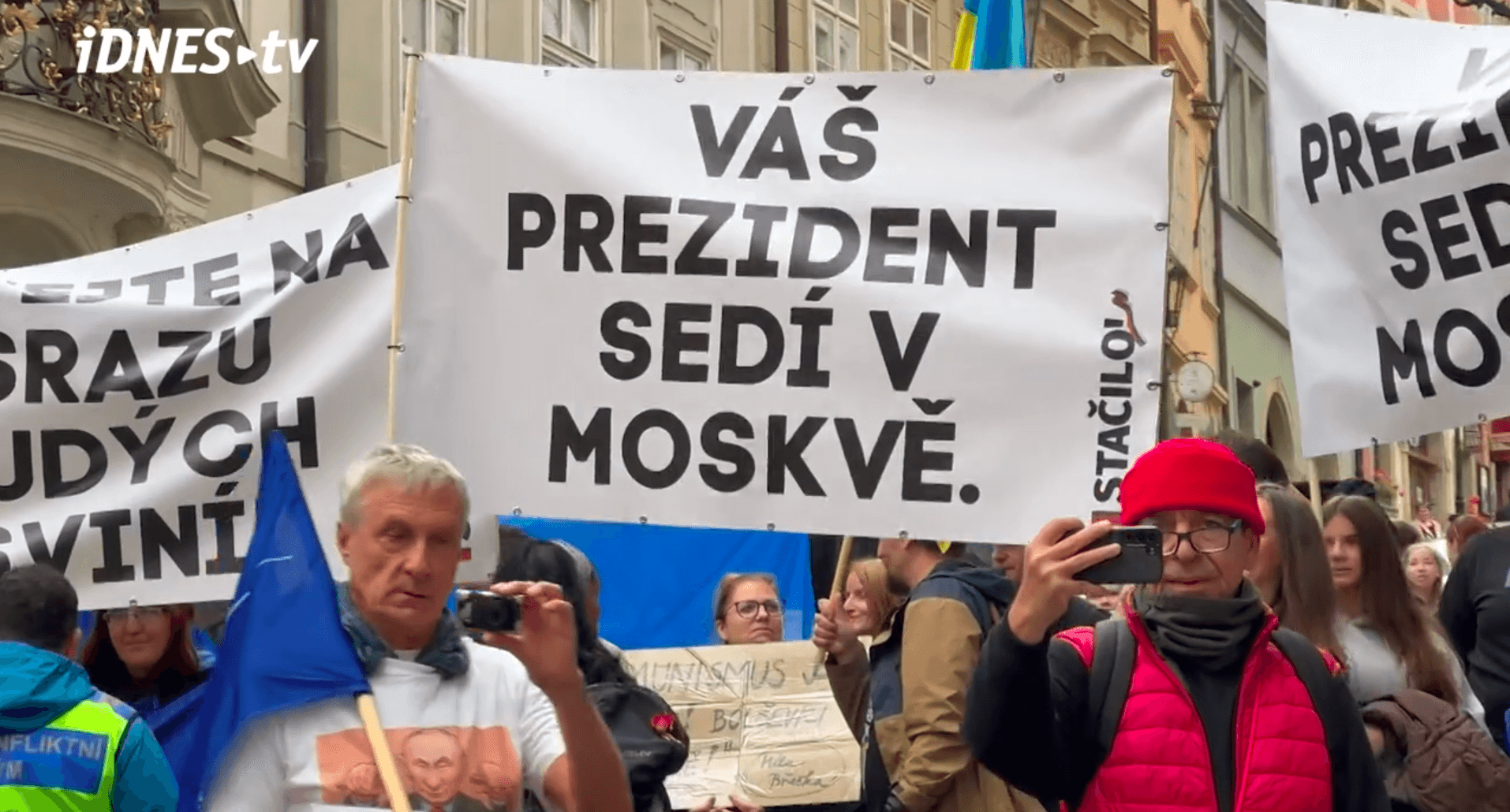 В Чехии раскрыли сеть из сотен пророссийских аккаунтов в TikTok, которые пытаются повлиять на выборы — Deník N