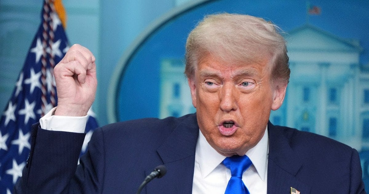 Трамп подтвердил, что санкционировал тайные операции ЦРУ в Венесуэле