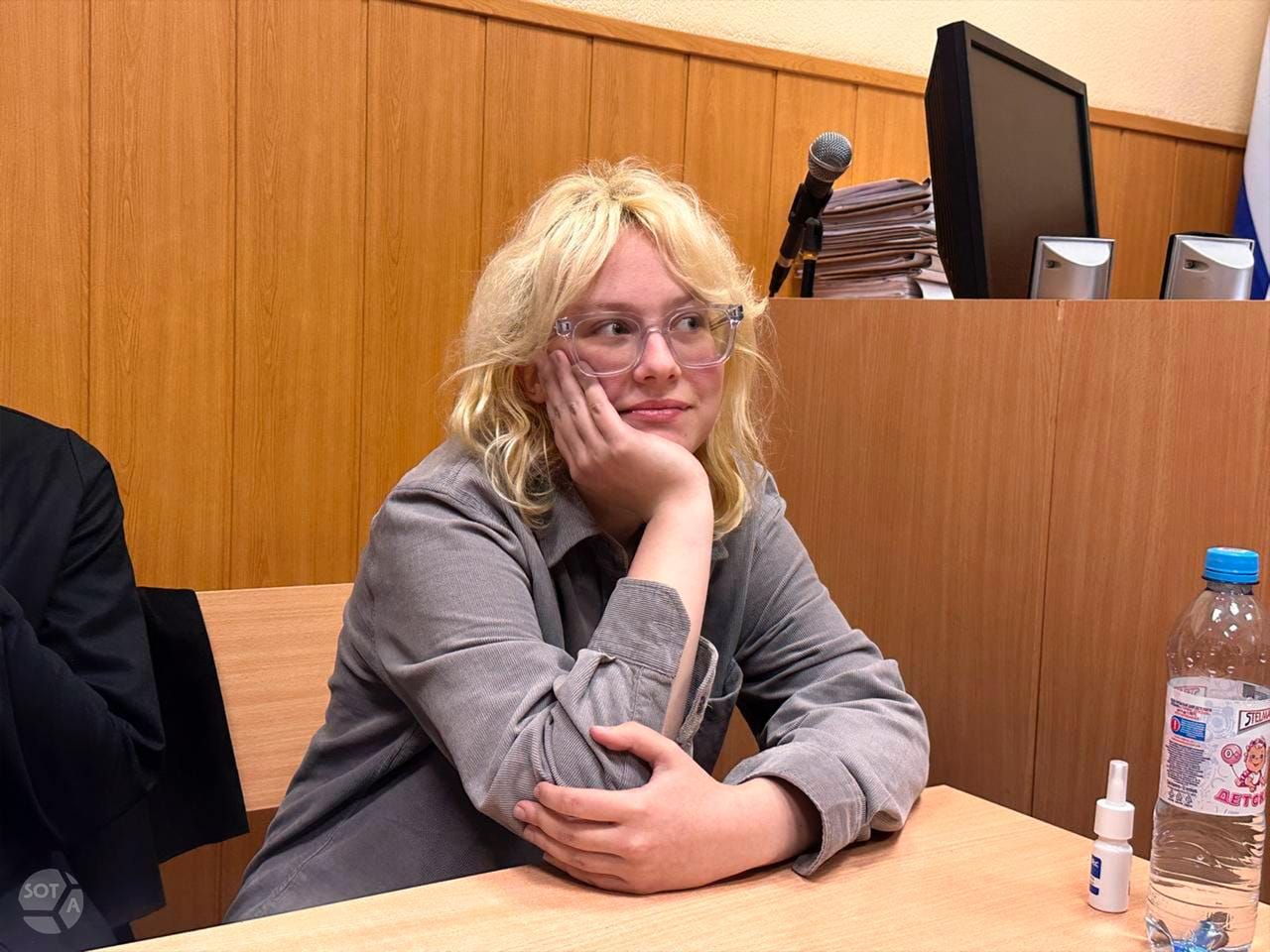 Новая волна TikTok-протестов: соцсеть заполонили ролики про Наоко — арестованную в Петербурге уличную певицу