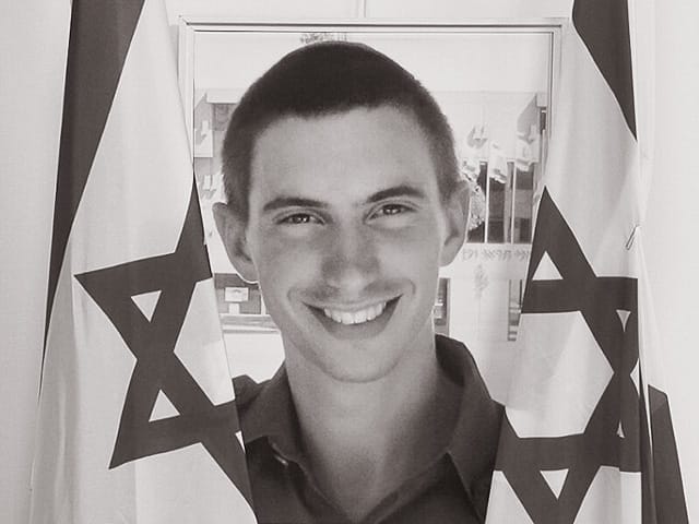 ХАМАС передал Красному Кресту координаты захоронения израильского солдата, убитого в 2014 году и похищенного в Газу — СМИ 