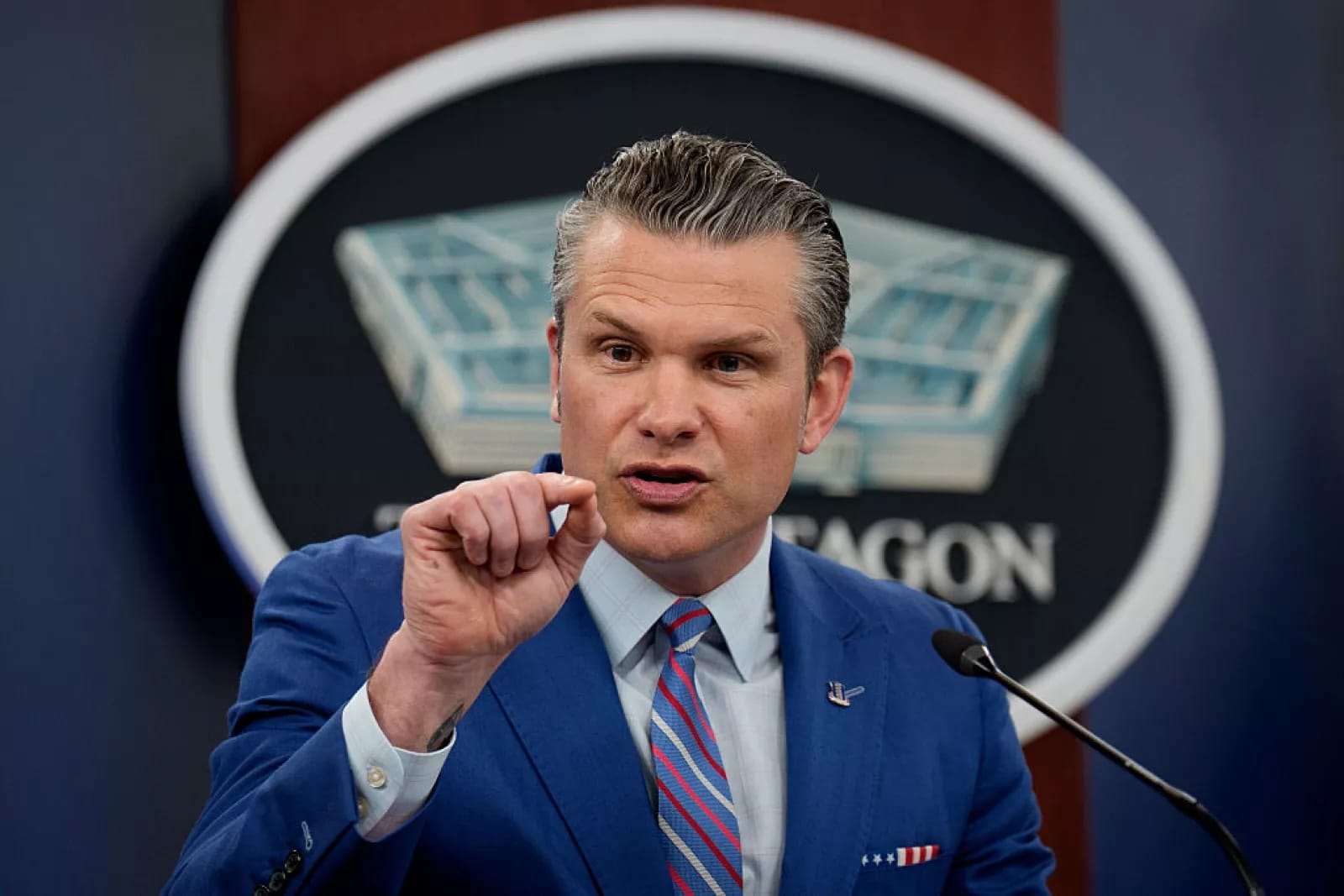 Пит Хегсет готовит масштабную реорганизацию Пентагона для оптимизации продажи оружия союзникам США — Politico