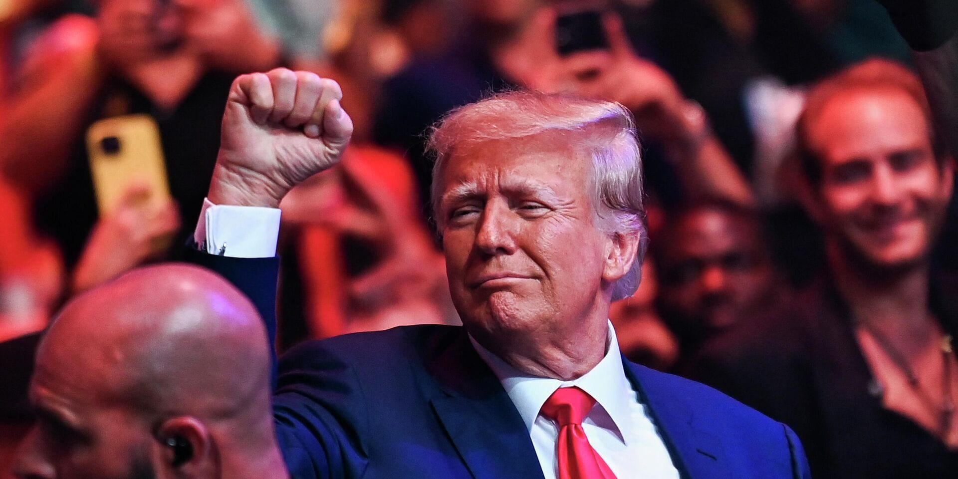 CNN получил запись разговора Трампа с сотрудниками о секретных документах Пентагона и планах нападения на Иран