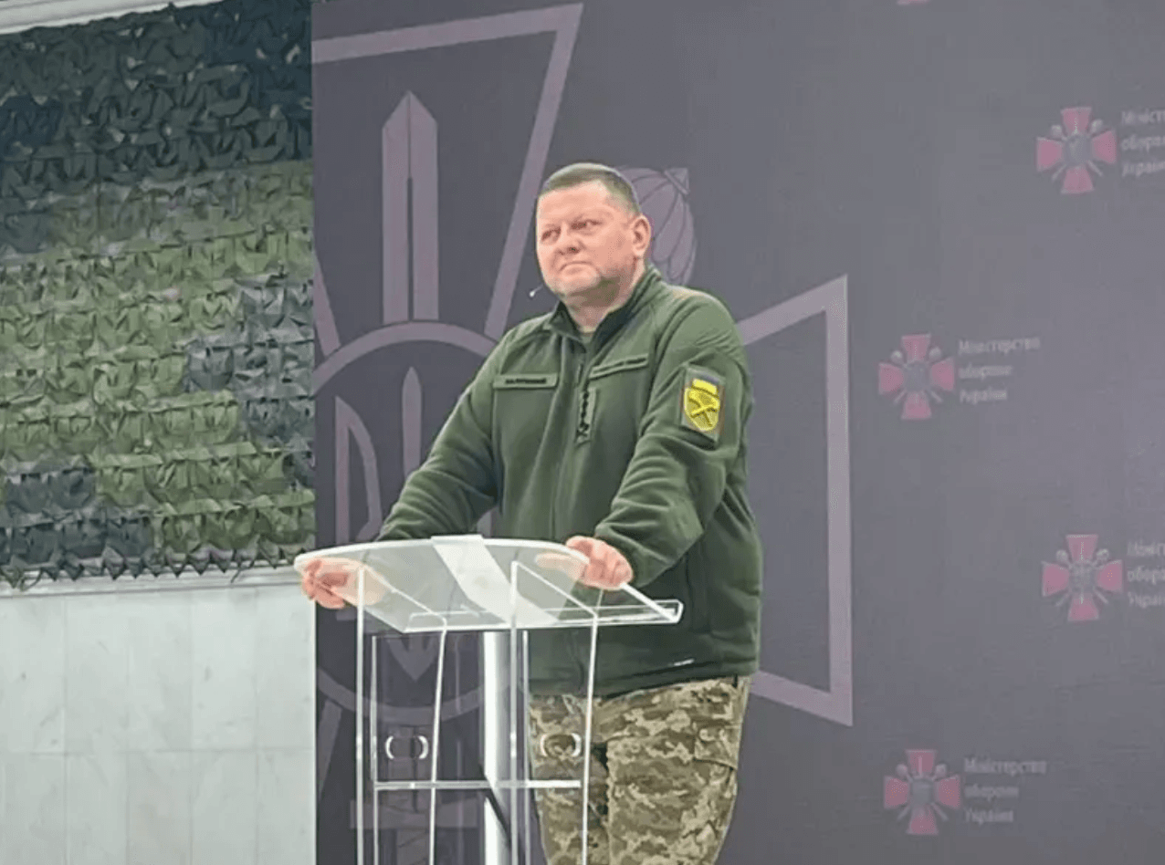 Запроса на мобилизацию конкретного числа людей нет, говорит Залужный и обещает, что «следующий год будет отличаться от 2023-го»