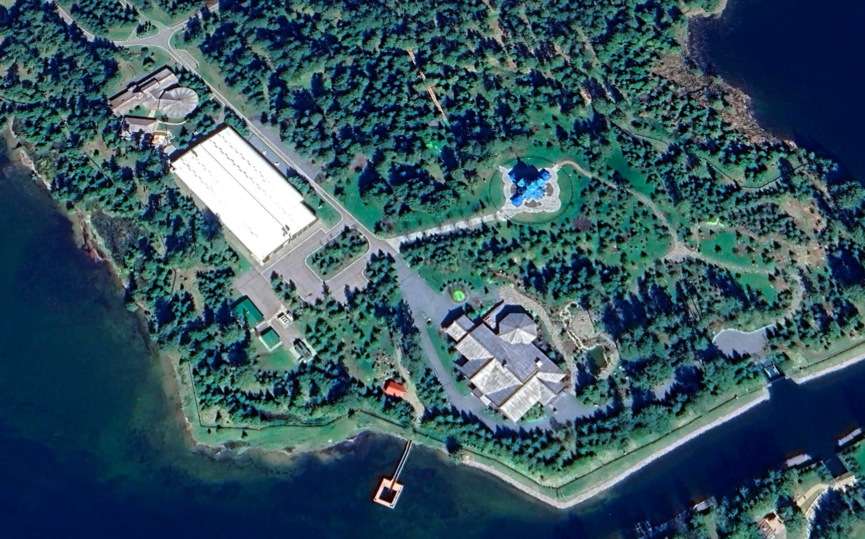 Таинственная атака украинских беспилотников на резиденцию Путина. Хроника кремлевского фейка