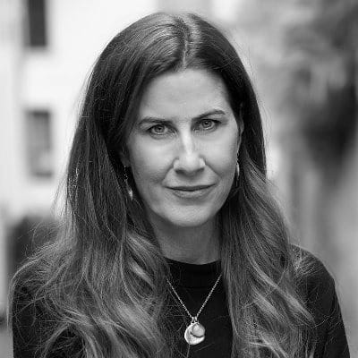 Стефани Бейкер