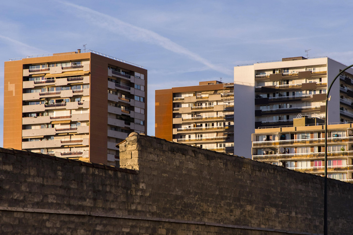 Социальное жилье в пригороде Парижа 