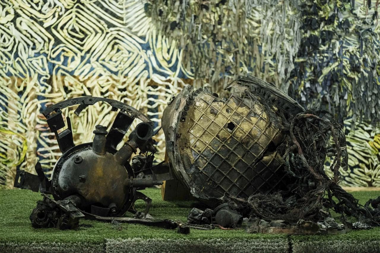 Обломки прилетевшего по городу Днепру «Орешника»