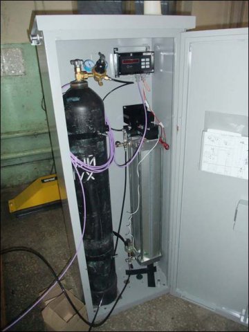 Шкаф путевого рельсосмазывателя