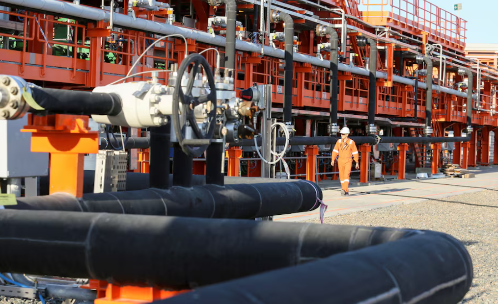 Инфраструктура главного перерабатывающего центра месторождения Кашаган в Каспийском море, Казахстан