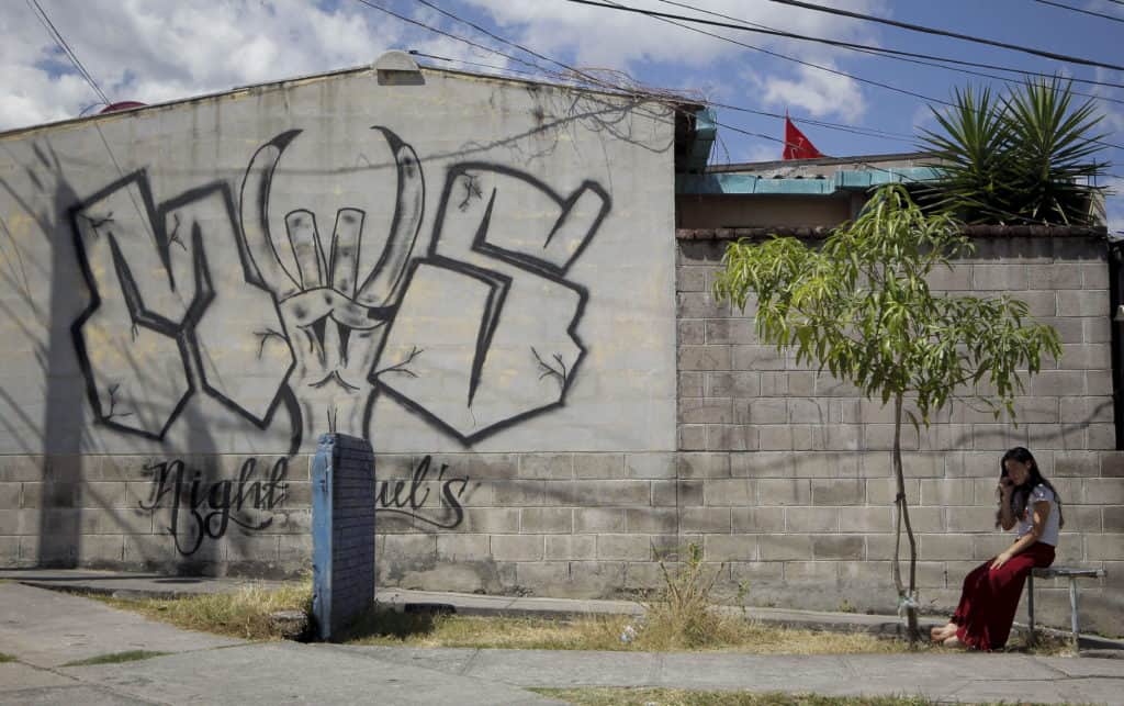 Граффити MS-13. Фото: Luis Galdamez/EFE/ZUMAPRESS.com